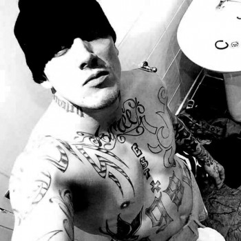 Bighenriwantsnewexperiance